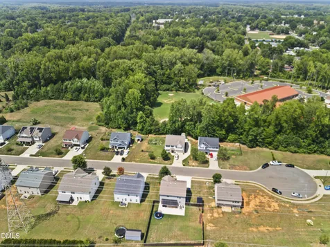 231 Fair Oaks Court Mebane NC 27302