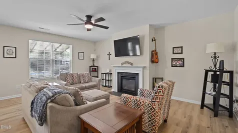 231 Fair Oaks Court Mebane NC 27302