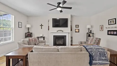 231 Fair Oaks Court Mebane NC 27302