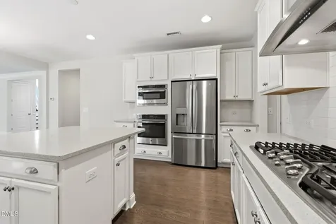 2201 Newleaf Drive Apex NC 27539
