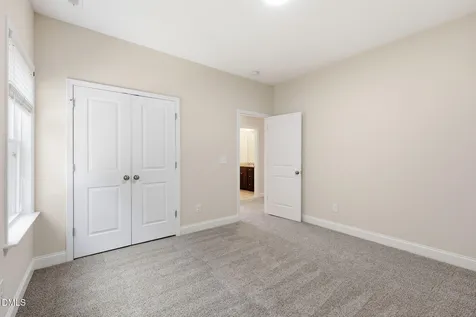 2201 Newleaf Drive Apex NC 27539