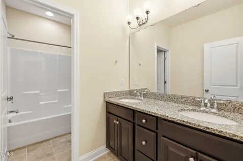 2201 Newleaf Drive Apex NC 27539
