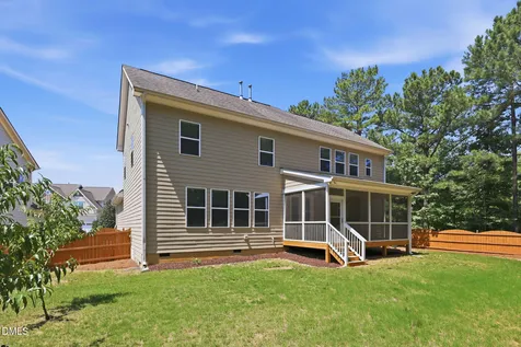 2201 Newleaf Drive Apex NC 27539