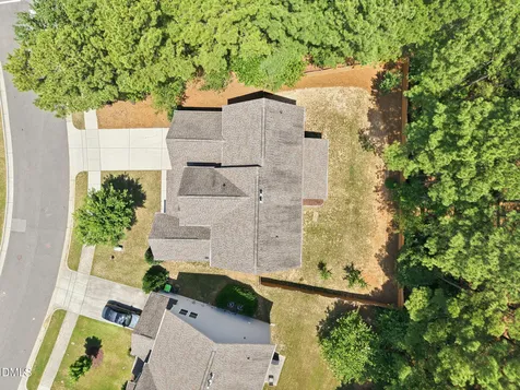 2201 Newleaf Drive Apex NC 27539