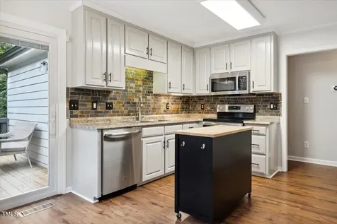 8121 Owenston Court Raleigh NC 27612
