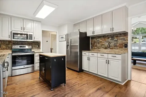 8121 Owenston Court Raleigh NC 27612
