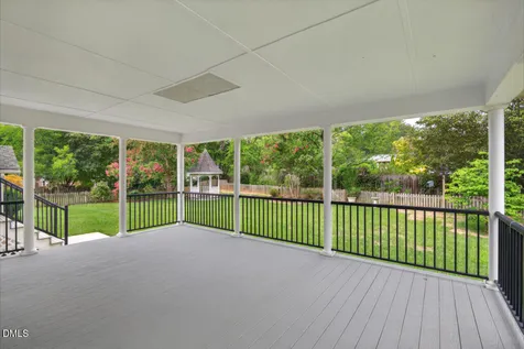 6125 Iris Drive Raleigh NC 27612