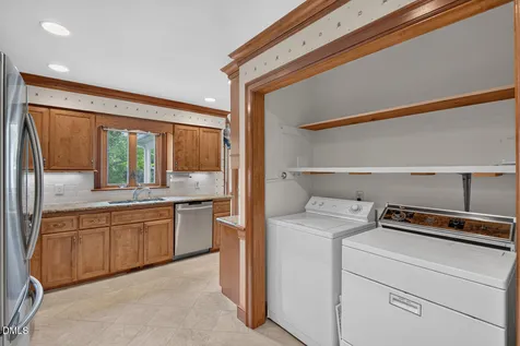 6125 Iris Drive Raleigh NC 27612