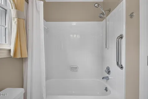 6125 Iris Drive Raleigh NC 27612