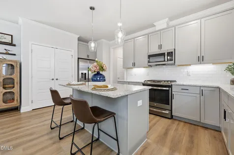 1704 Glazebrook Drive Wake Forest NC 27587