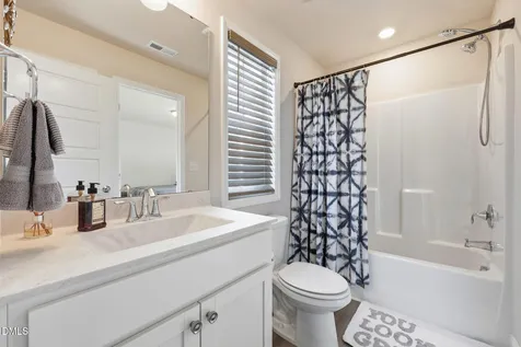 1704 Glazebrook Drive Wake Forest NC 27587