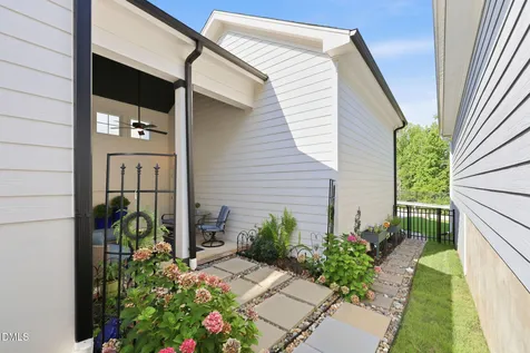 1704 Glazebrook Drive Wake Forest NC 27587
