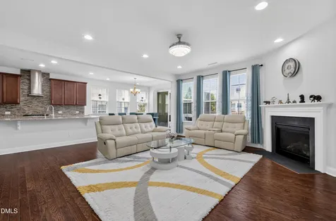 334 Stonehouse Drive Apex NC 27523