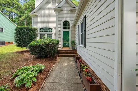 2449 Deanwood Drive Raleigh NC 27615