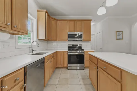 117 Drakewood Place Cary NC 27518