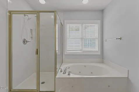117 Drakewood Place Cary NC 27518