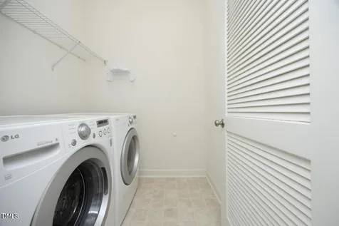 335 Bridgegate Drive Cary NC 27519
