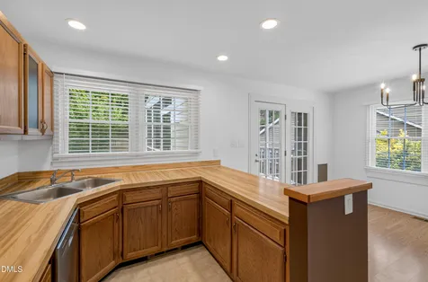 3629 Wickersham Way Raleigh NC 27604