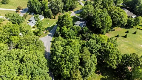 4929 Edinborough Road Greensboro NC 27406