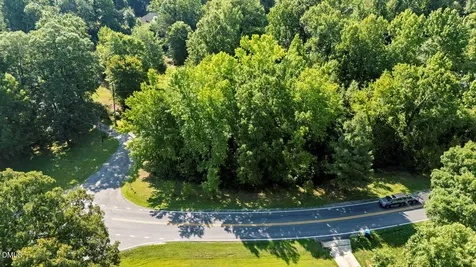 5303 Forest Oaks Drive Greensboro NC 27406