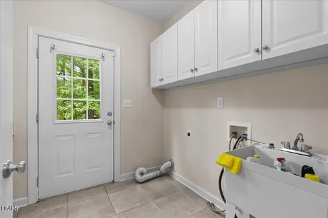 7233 Loblolly Pine Drive Raleigh NC 27614
