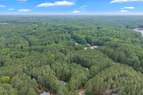 7233 Loblolly Pine Drive Raleigh NC 27614