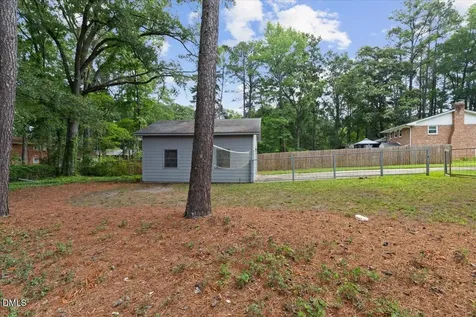 708 Austin Avenue Cary NC 27511
