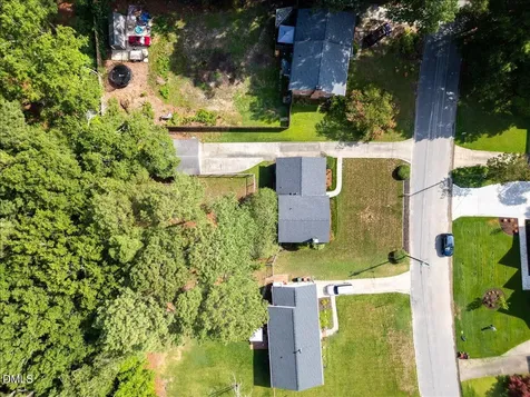 708 Austin Avenue Cary NC 27511