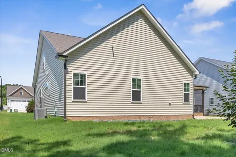 112 Sweetbay Park Youngsville NC 27596