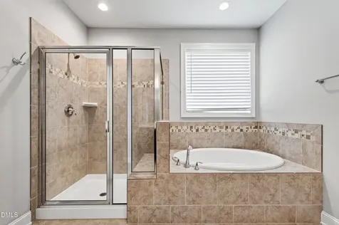 2204 Stillness Pond Lane Apex NC 27539