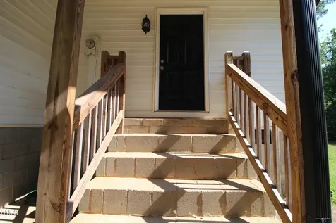 429 S Cross Street Youngsville NC 27596