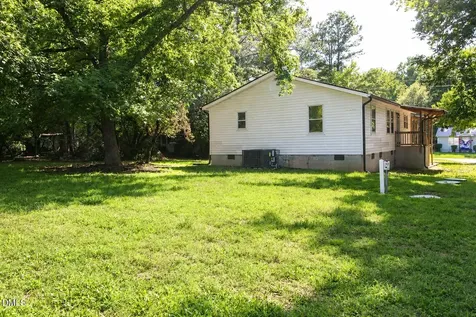 429 S Cross Street Youngsville NC 27596