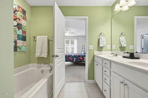 714 Whitetail Creek Way Fuquay Varina NC 27526