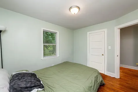 806 Eva Street Durham NC 27701
