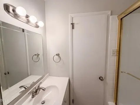 917 Hillview Drive Cary NC 27511