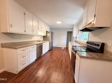 917 Hillview Drive Cary NC 27511