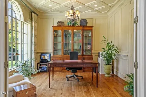 1015 Venetian Court Cary NC 27518