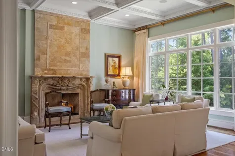 1015 Venetian Court Cary NC 27518
