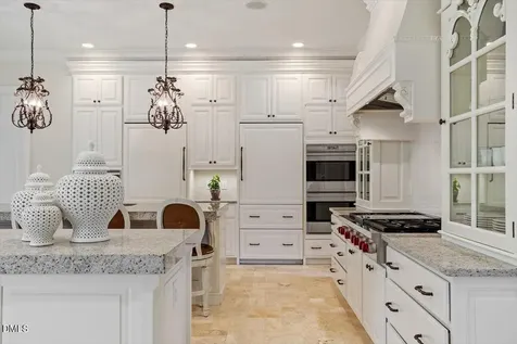 1015 Venetian Court Cary NC 27518