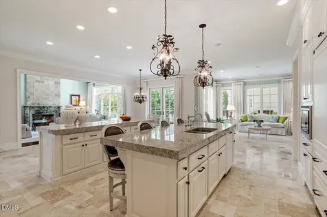 1015 Venetian Court Cary NC 27518