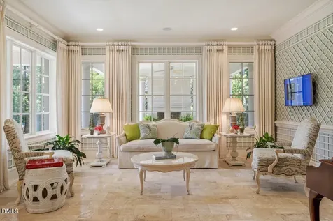 1015 Venetian Court Cary NC 27518