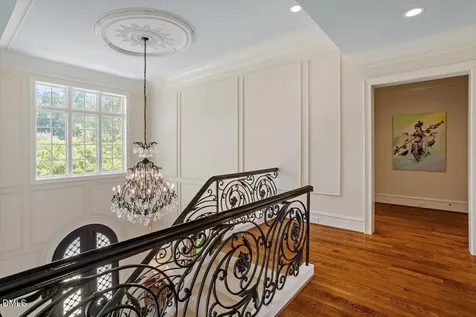 1015 Venetian Court Cary NC 27518