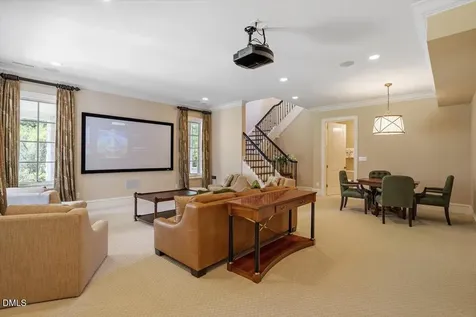 1015 Venetian Court Cary NC 27518