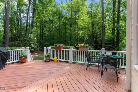 909 Oak Creek Road Raleigh NC 27615