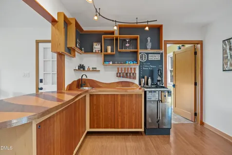 401 Warren Avenue Cary NC 27511