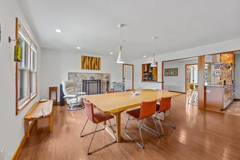 401 Warren Avenue Cary NC 27511