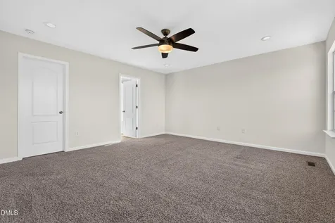 432 Windy Peak Loop Cary NC 27519