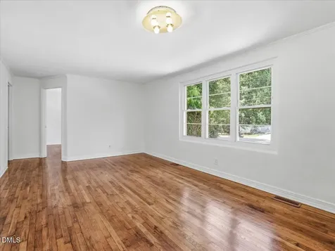 203 Scarlett Drive Chapel Hill NC 27517