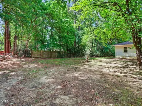 203 Scarlett Drive Chapel Hill NC 27517