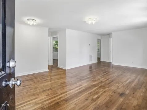 203 Scarlett Drive Chapel Hill NC 27517